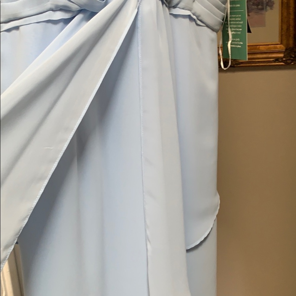 Dress - Picture 5 of 8